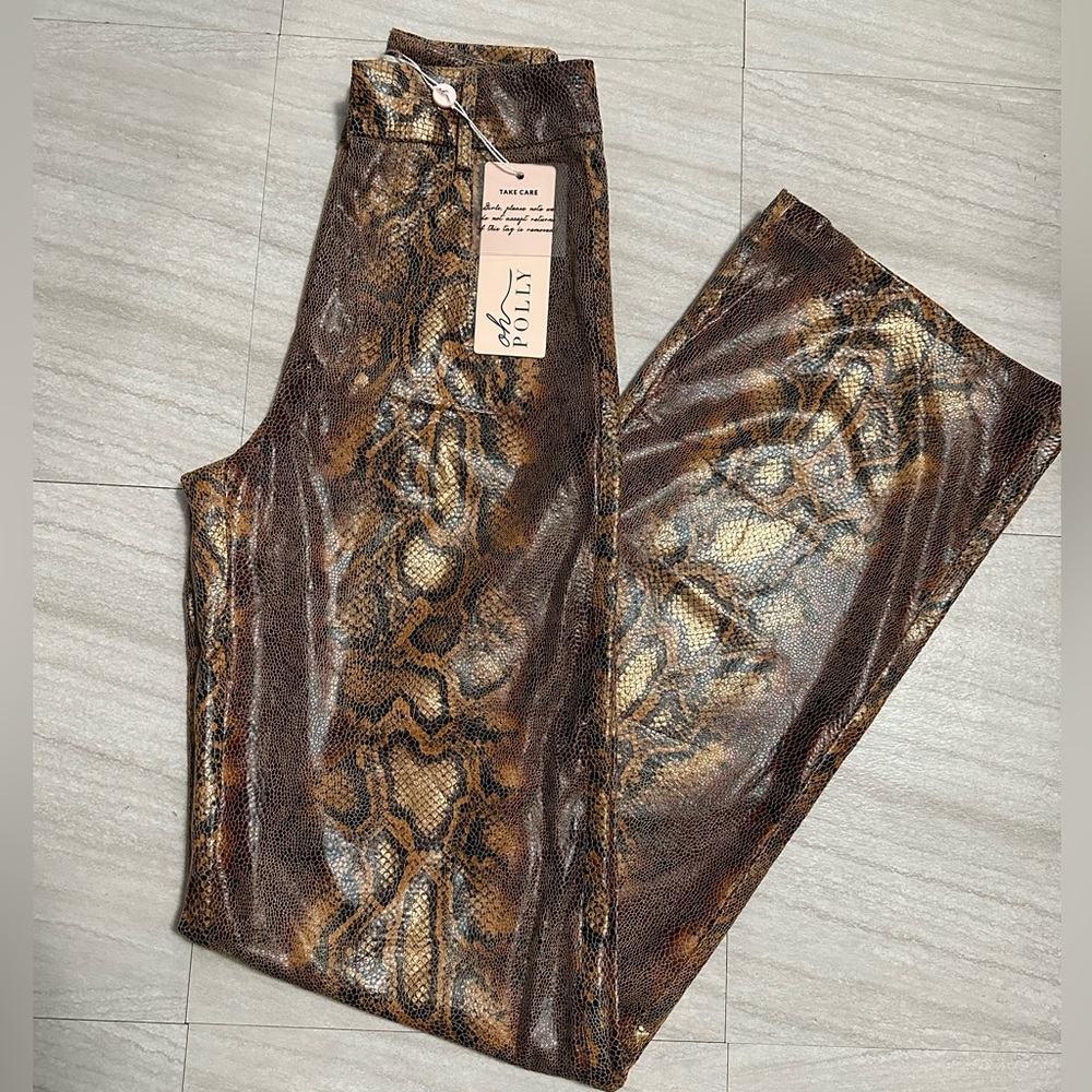 🏆 NWT - Snake Print Trousers